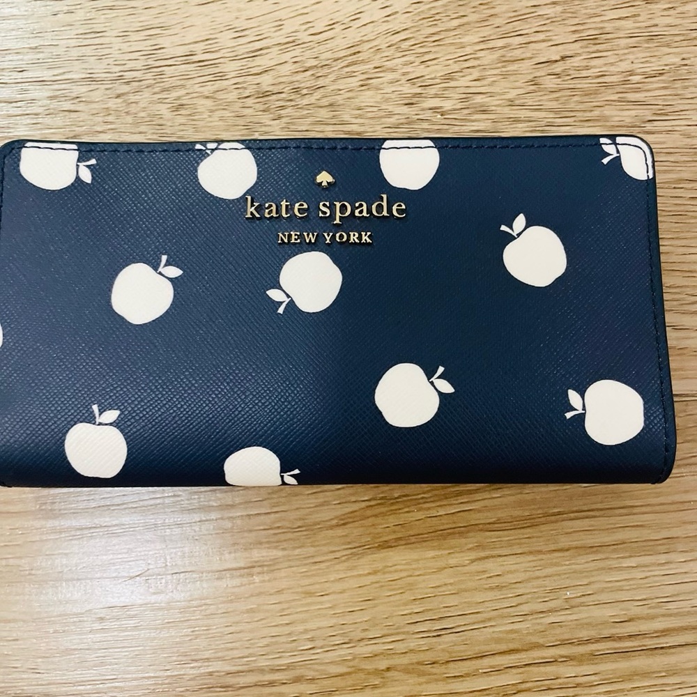 Kate Spade Orchard Staci Toss NY Wallet Floral Design with cards slot